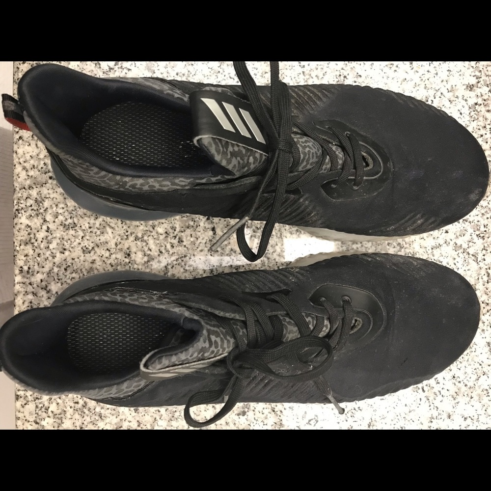 Adidas Alpha Bounce — Size 9